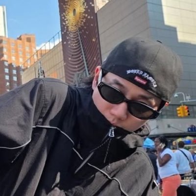 soengje's profile picture. ⠀