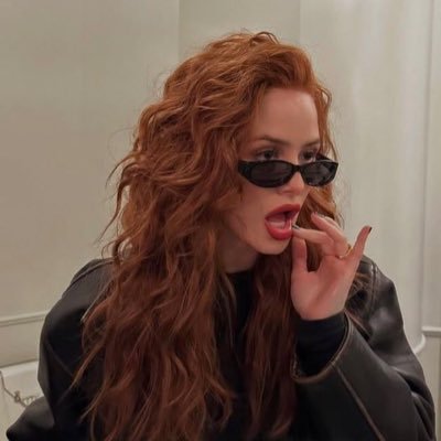 maeve_wheeler's profile picture. writer:24 | she/her | friendly!