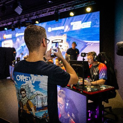 AToN_cs's profile picture. 26 | 🎮 E-Sports enthusiast | Social Media @dachcs | Discord aton_cs | Prev. worked for @FAB_Games @SHAPE_Sports @DIVIZONgg @ESCGaming & many more