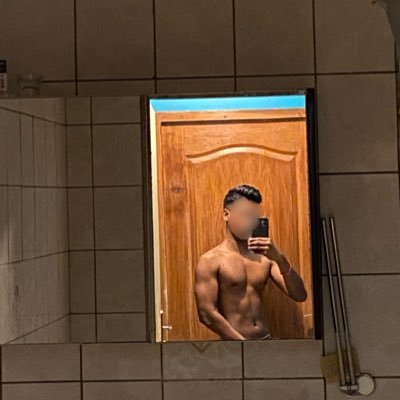 Alex19145560888's profile picture. 