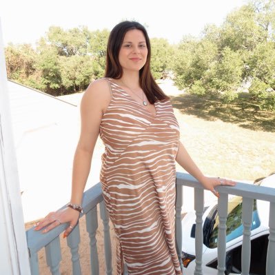 carlieplain's profile picture. 𝒟𝑜𝑔 𝓂𝑜𝓂 𐂯