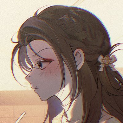 아이츠키 베이 🪭👻 Profile