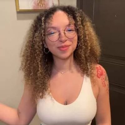 katejackson346's profile picture. Single with no kids