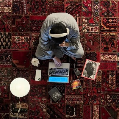 isuulyman's profile picture. يبدأ الإنسان في الحياة عندما يستطيع الحياة خارج نفسه| أكونُ حيثُ الفن. 

    #الإنسانيه_أولا #فلسطين