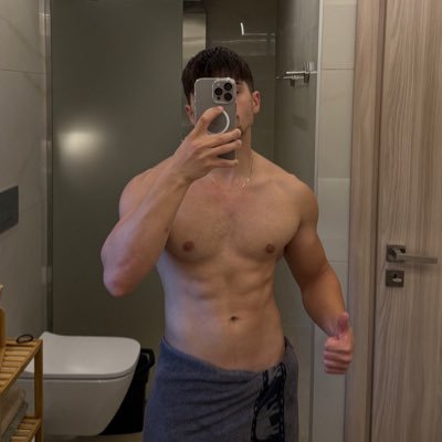 FrancesPlatt3's profile picture. Do what you can’t.