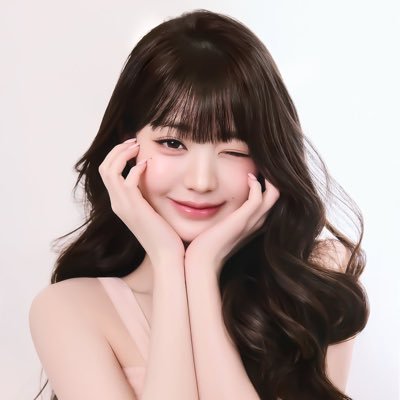 barbiyez's profile picture. 