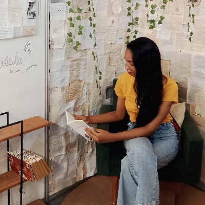 srtasnaziiram's profile picture. сназиирам  | ⟳ Em linha com o princípio da reflexão.

🪶 Dividindo um pouco das minhas leituras.

🪔 Éprise de littérature.