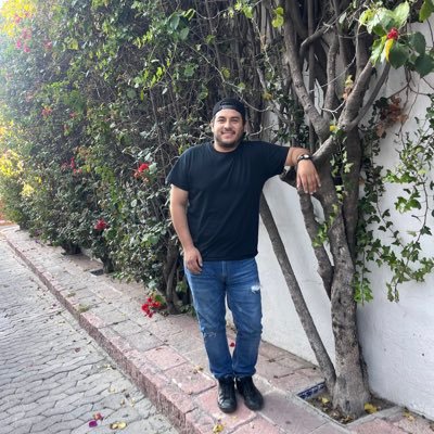 Daffferco's profile picture. • Primero digo, luego pienso • Quejumbroso, tonto y cursi, directas e indirectas, sin un porqué o un por quien • Catador de chilaquiles y micheladas •