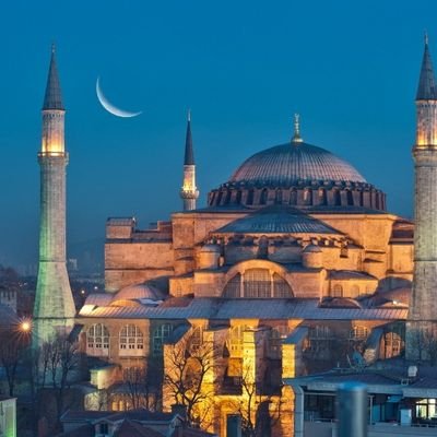 latifgunay51's profile picture. 