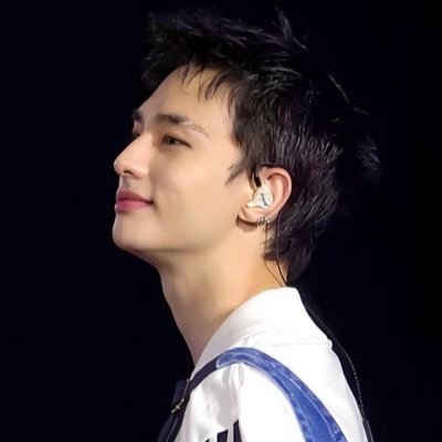 sunshineccarol's profile picture. army ♡ blink ♡ monbebe ♡ hidden kard ♡ nctzen ♡ deobi ♡ miyane ♡ stay *fan account*