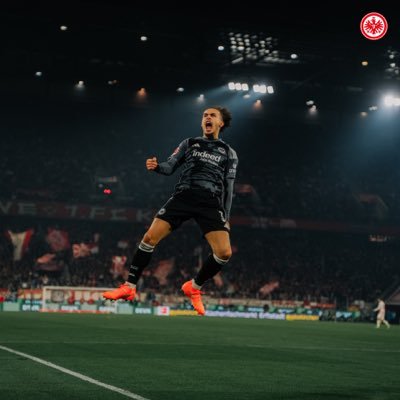 blackforest_24's profile picture. 🖤🤍❤️🦅⚽️, 🌳🐶🏡👯‍♂️👨‍👩‍👧👩‍🍳🧁🍞🏃‍♂️🪴👩‍🌾