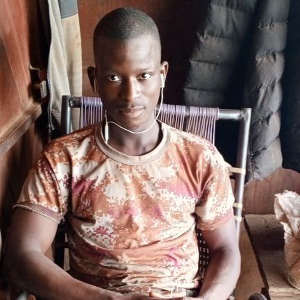 Bakarydiaki20's profile picture. Suis-je une personne très simple et direct,football est mon sport préféré,suis-je un grand fan de foot Anglais, Manchester city est mon club préféré.