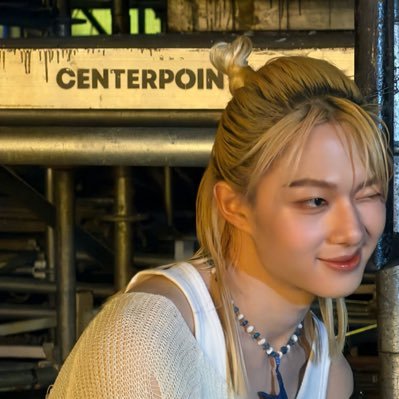 RabbitZNN's profile picture. @zee_pruk @CwrNew @mikepanitan_072 @perses_official  || #โพรงกาตุ่ยเก็บartwork