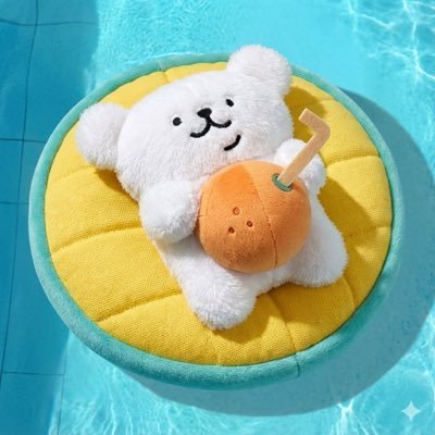 PavitraGolchha's profile picture. AI tinkerer. Computerphile. 👨‍💻 Co-founder, @KodularIO. Building @HelloFolo, Emagine, icicle, vector, based