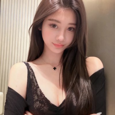 espozh's profile picture. 刚下海兼职，相信缘分，嘴炮白嫖勿扰，见面满意才给，无定金，可验证  电报在下方  要加企鹅点我小号@hhhotxinxi42393哦