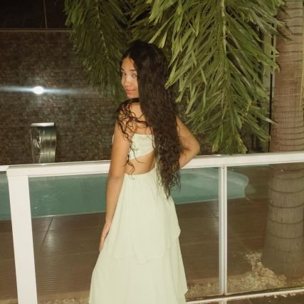 laridsar_'s profile picture. 💁‍♀️