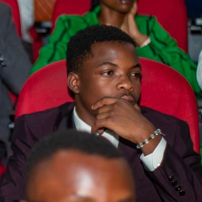 Madala_snnogah's profile picture. Associate finale at  UNIMA  🙌 
Liverpool & real Madrid fan