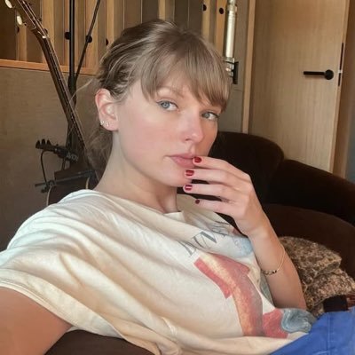 diecode's profile picture. the eras tour rj n1