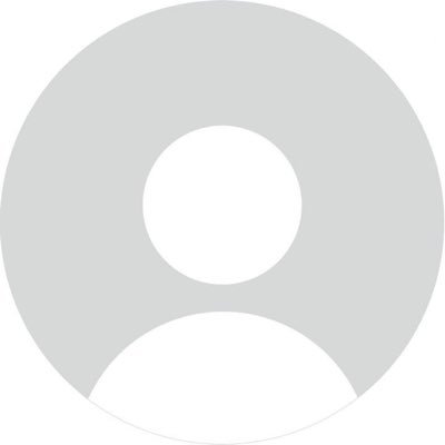 emelaltuneell's profile picture. 