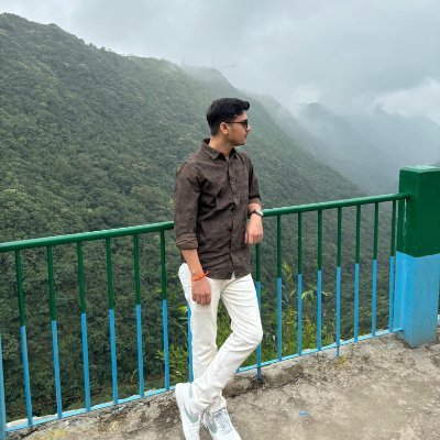 ujjwalatx's profile picture. Software Developer | Chess