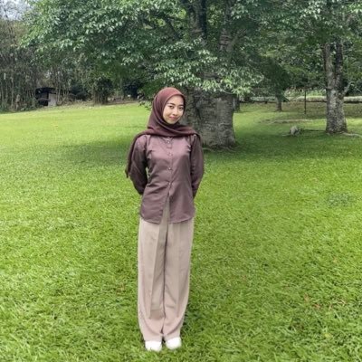 semestarc's profile picture. whatever will be, will be