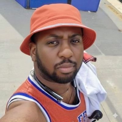 Egibbs4's profile picture. It's like a jungle sometimes, makes me wonder how I keep from going under #HAILWILDCATS 😼 🐾 #GOBULLS 🤘🏾🐂