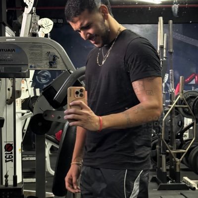 anislahbil's profile picture. 