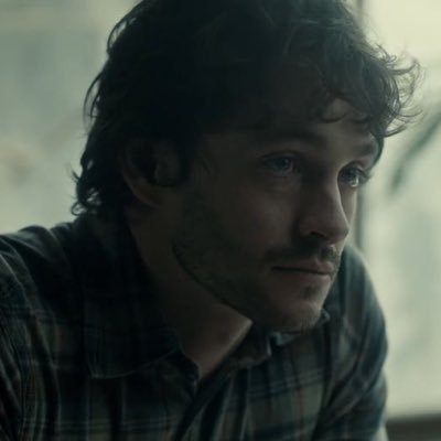 hannixgrams's profile picture. ♡ . lennon ᛝ intp ◞ minor !!