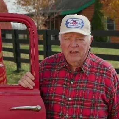 dubsack270's profile picture. Kentucky boy, born & raised• Aspiring sports journalist• #BBN 🏀 🏈 ⚾️• #graveyardshift• LET'S TALK BALL 🗣