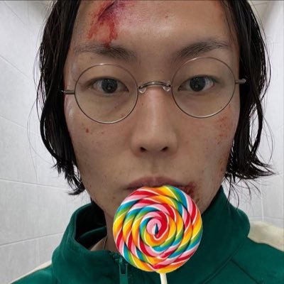 isawrigby's profile picture. olha lá a Isabela tomando açaí com o Eom Seonghyeon #bangcortis #rohjaewon ｡･:*˚:✧｡ @rantdaisarigby
