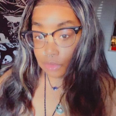 _taurusology's profile picture. ☁︎ Books are my safe space 📚 ☁︎ Bluesky/Tiktok/IG @tauruslibraryy