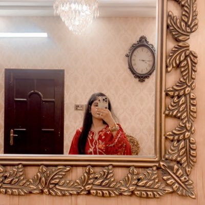 ohoverysad's profile picture. Existential crisis chal rha hai |Maktub