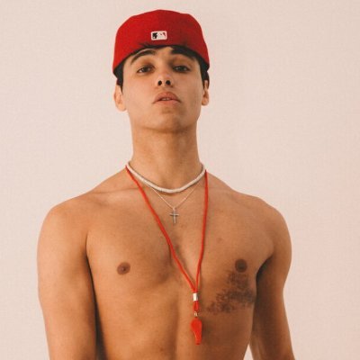 cocolofo's profile picture. Come closer 👀👇🏻