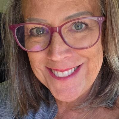 kerrysaidWHAT's profile picture. 2025. New year same old me! 
I am tired of peopleing.