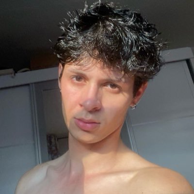 joaoluch's profile picture. dança gatinho, dança • personificação do mundo