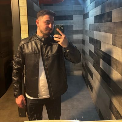 hasanslh0's profile picture. Fenerliyim zaten stres getiren gelmesin