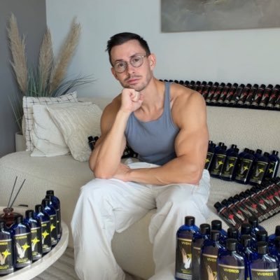 rubbertwunk_2's profile picture. 💥French Bi Kinky Twunk💥 Check My Onlyfans For more https://t.co/PIKbrorOdz follow @frenchtwunk / My latex brand ✨: https://t.co/LxkqOBs338