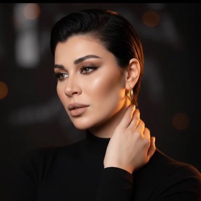NadineElRassi's profile picture. “If you want to fly,give up everything that weighs you down”