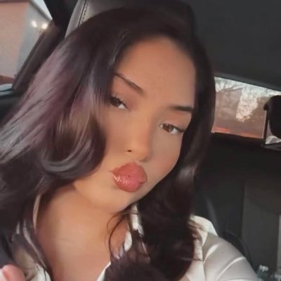 flygalleanne's profile picture. 💋