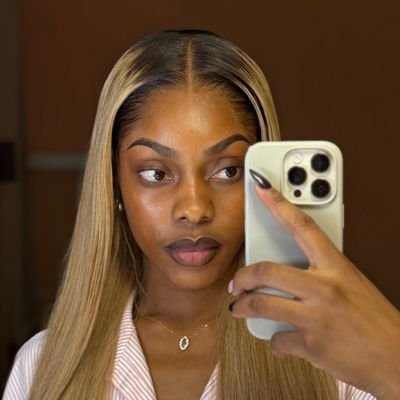 ji_favorite's profile picture. 