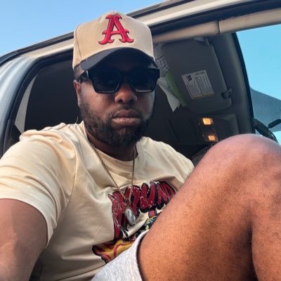 3200MOOK's profile picture. 