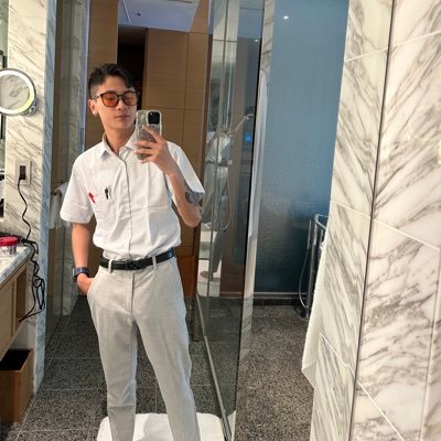 ATKL_0911's profile picture. 本帳號內容涉及成人情色內容且足 以刺激或滿足性慾，而令一般人感覺不堪呈現於眾或不能忍受而排拒之猥褻資訊或物品，未滿18歲請勿追蹤‼️ 私訊請帶自介跟照片 🔞未滿18請勿觀看https://t.co/sRRU9FC0PI   #付費約