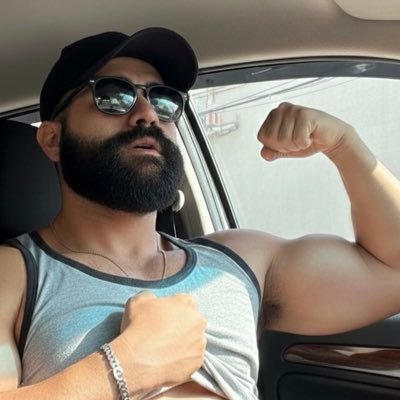 Ruiiz___'s profile picture. Viciado em cultura pop, distribuidor oficial de filmes no drive e torrents (shhh). Publicitário nas horas vagas. Aqui tem dica boa, nostalgia e caos organizado.