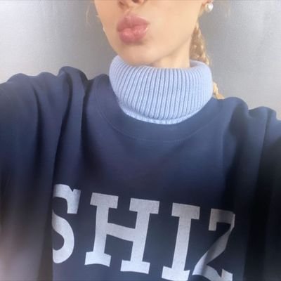 mariconawn's profile picture. «Say there's no future for us as a pair»