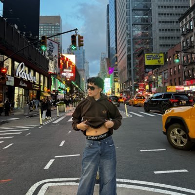 norvinurie's profile picture. be yourself.