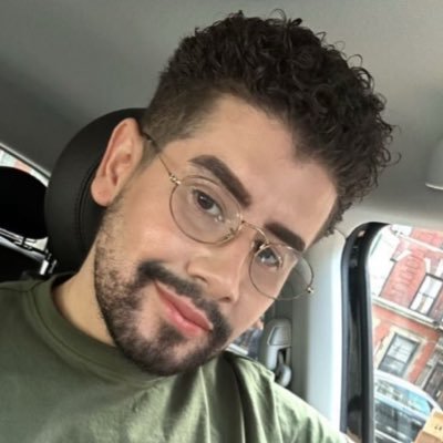 IamAlexRafael's profile picture. Shut up!