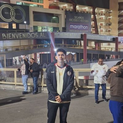 tzvincefit's profile picture. 