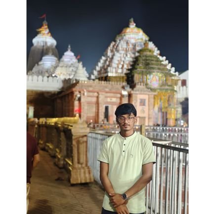 TanishkPrajapa6's profile picture. I'm a railfan. I love to capture trains in my phone 😄