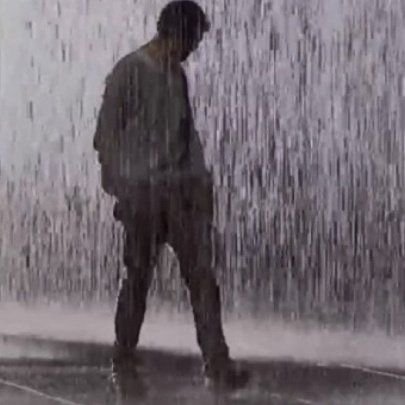 HAYDOGEER's profile picture. ماء منسي لا يزال يُرضع..
لا أزال أوصِد في صدري الشياطين
أبكم ضجيجها في هذا العراء
حيث العقل البشري يُشوى على مهل¿¡¡..