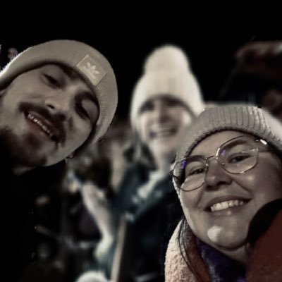 queenxkillerx's profile picture. "If you desire the ☀️ and the 🌑, all you have to do is go out and shoot at the sky."